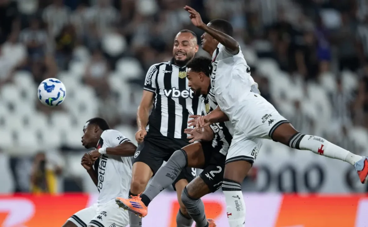 Botafogo supera Vasco e afasta clube da disputa pelo G-7