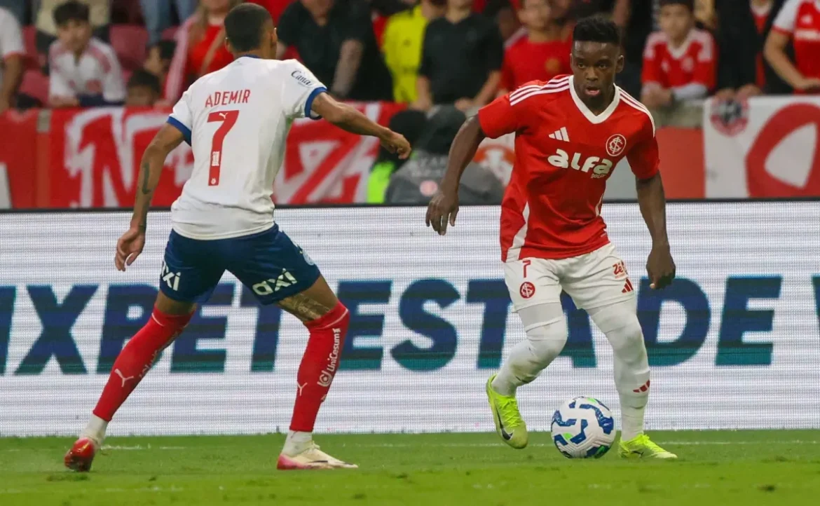 Colorado inicia a partida com um gol, mas Johan Carbonero tem seu tento invalidado; saiba mais!