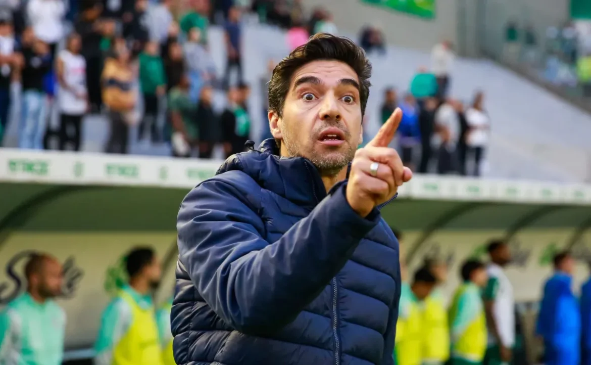 Convocações de Gustavo Gómez e Sosa geram preocupação para Abel Ferreira no Palmeiras
