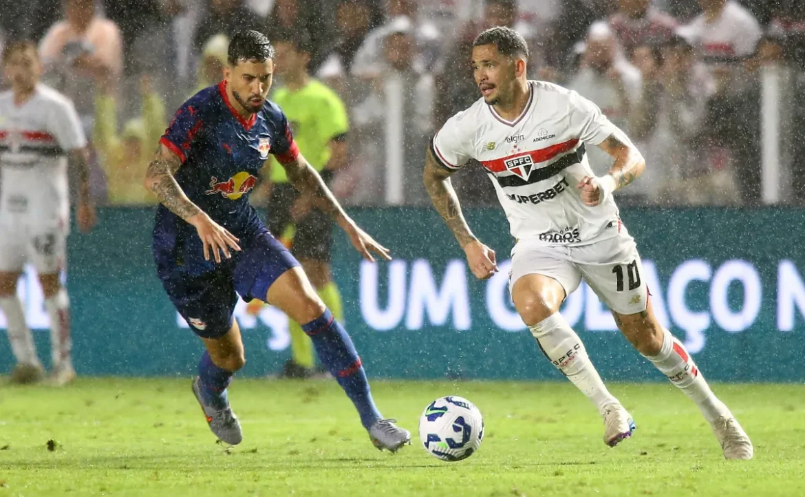 Decisão Controverso de Pênalti Define Confronto entre São Paulo e Bragantino no Campeonato Brasileiro