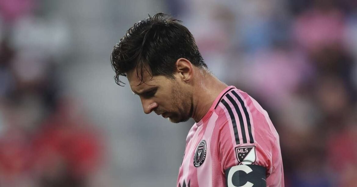 Esposa de Verón critica Messi após sanção imposta ao Estudiantes