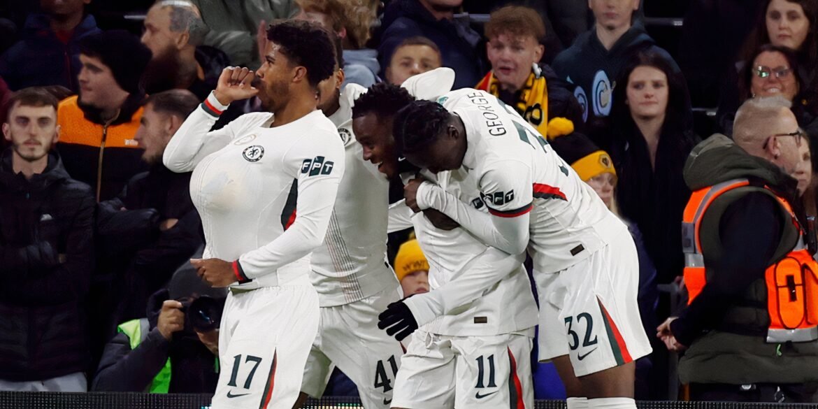 Estrela da Série A se inclina fortemente para transferência ao Chelsea enquanto negociações de novo contrato esfriam