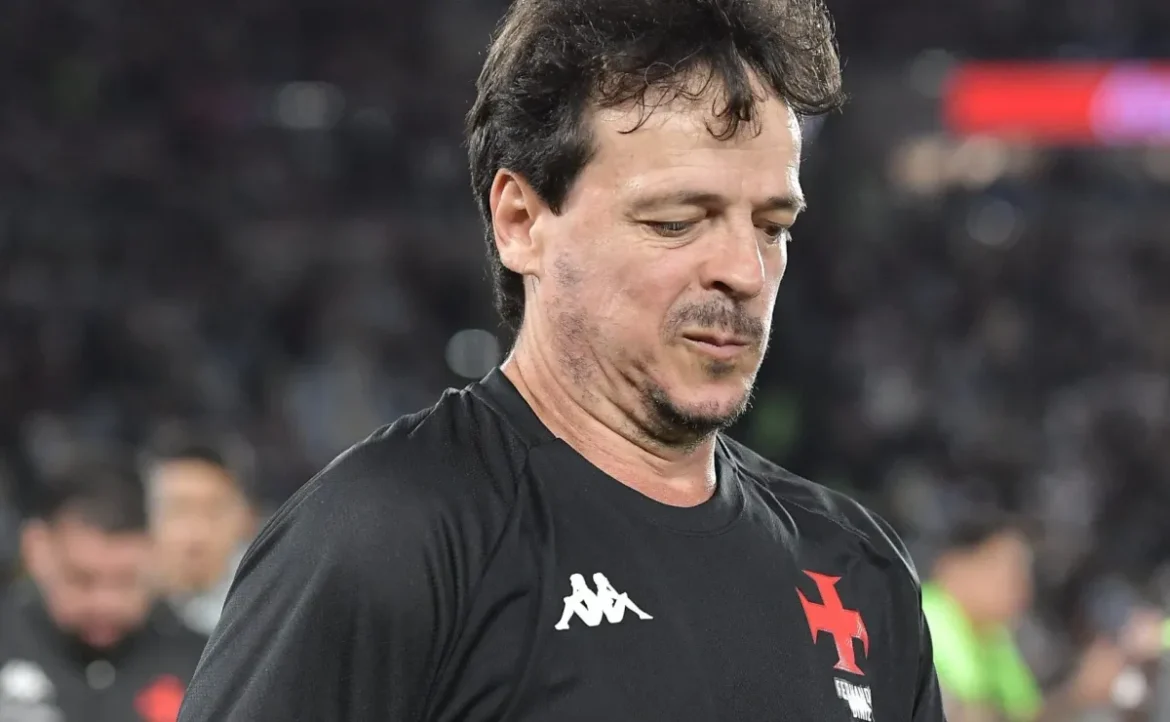 Fernando Diniz analisa o confronto entre Vasco e São Paulo