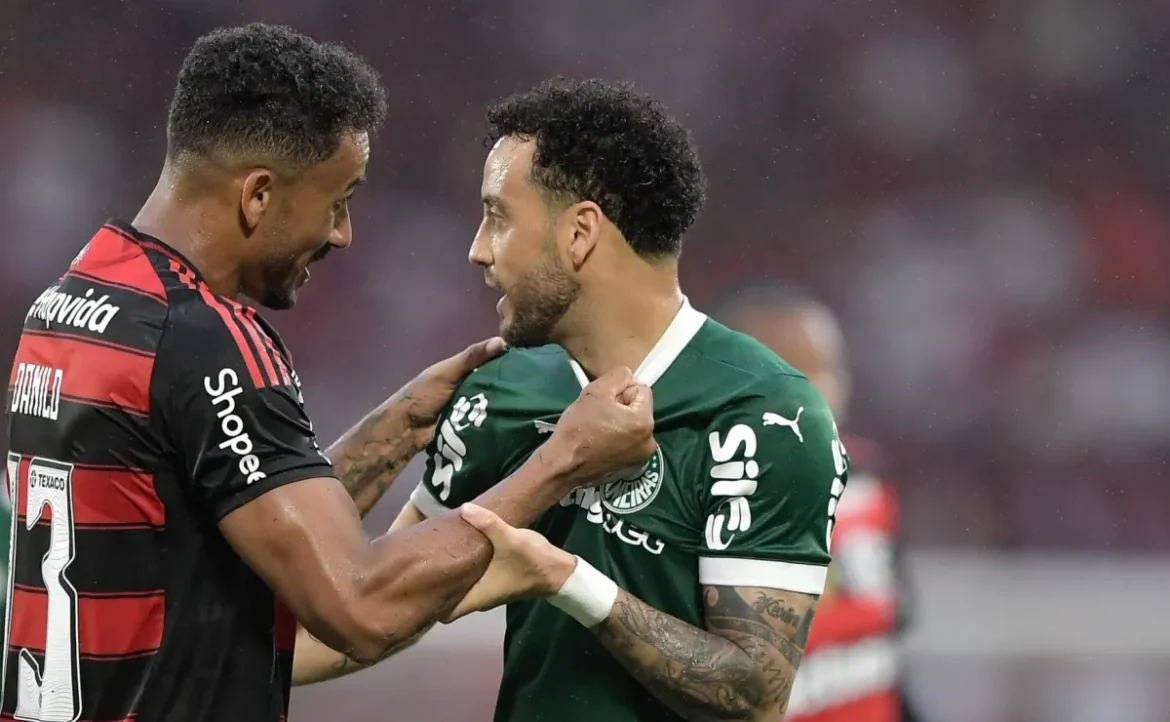 Flamengo teve um aumento significativo de cartões vermelhos em comparação ao Palmeiras no último mês.