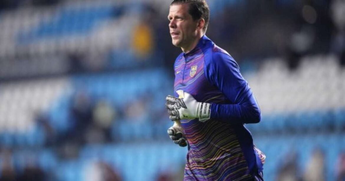 Goleiro conta que atuou gratuitamente no Barcelona após voltar da aposentadoria