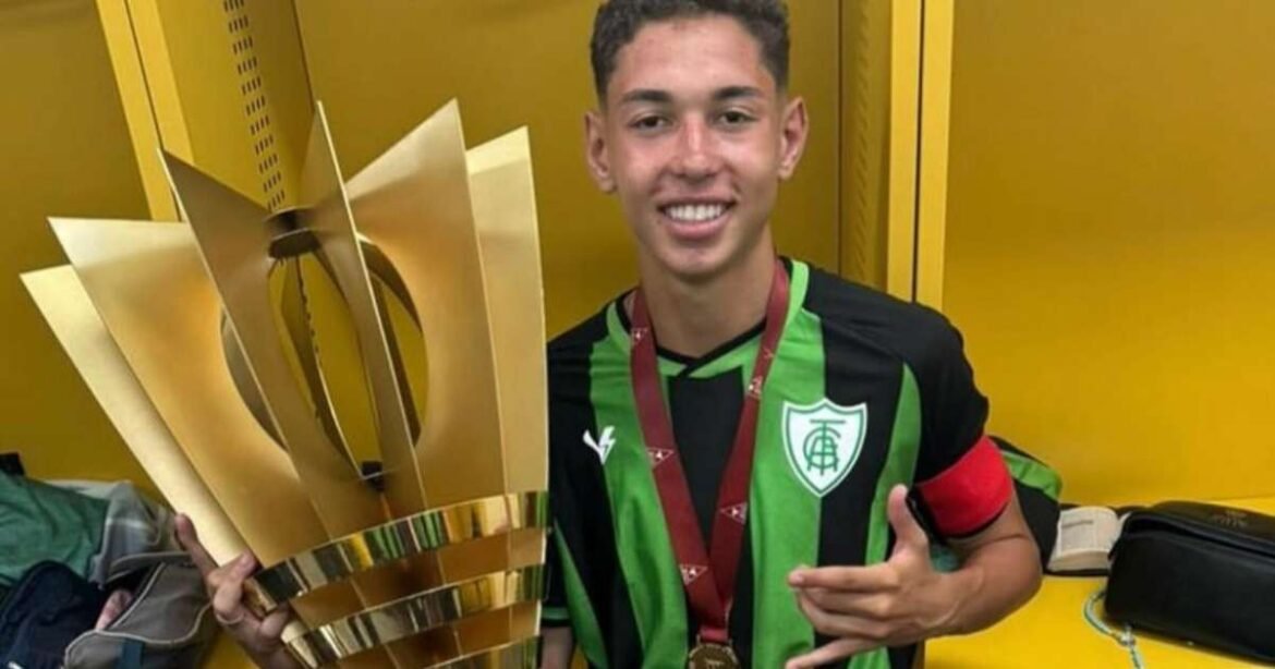 Gustavo Inácio se junta ao Al-Ahli e almeja grandes conquistas