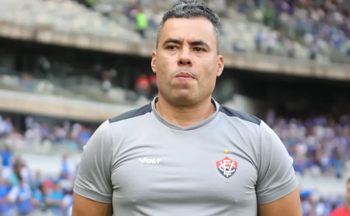 Jair Ventura, treinador do Vitória, avalia o desempenho do Botafogo