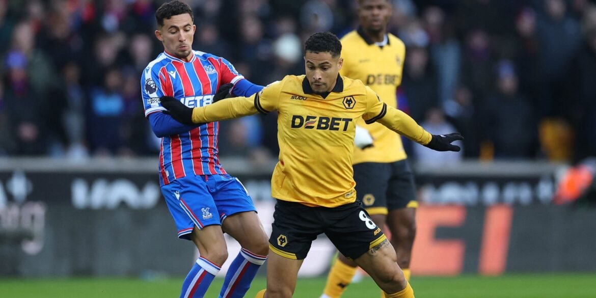 Jogador do Wolves confirma interesse em se juntar ao Manchester United, INEOS negocia transferência