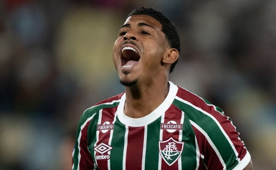John Kennedy faz provocação: 'Não podemos permitir que o Flamengo conquiste o título'