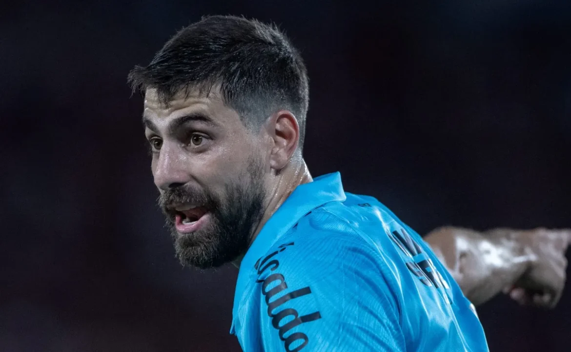 Luan Peres retorna e Vojvoda divulga time do Santos para confronto com o Mirassol; confira a escalação