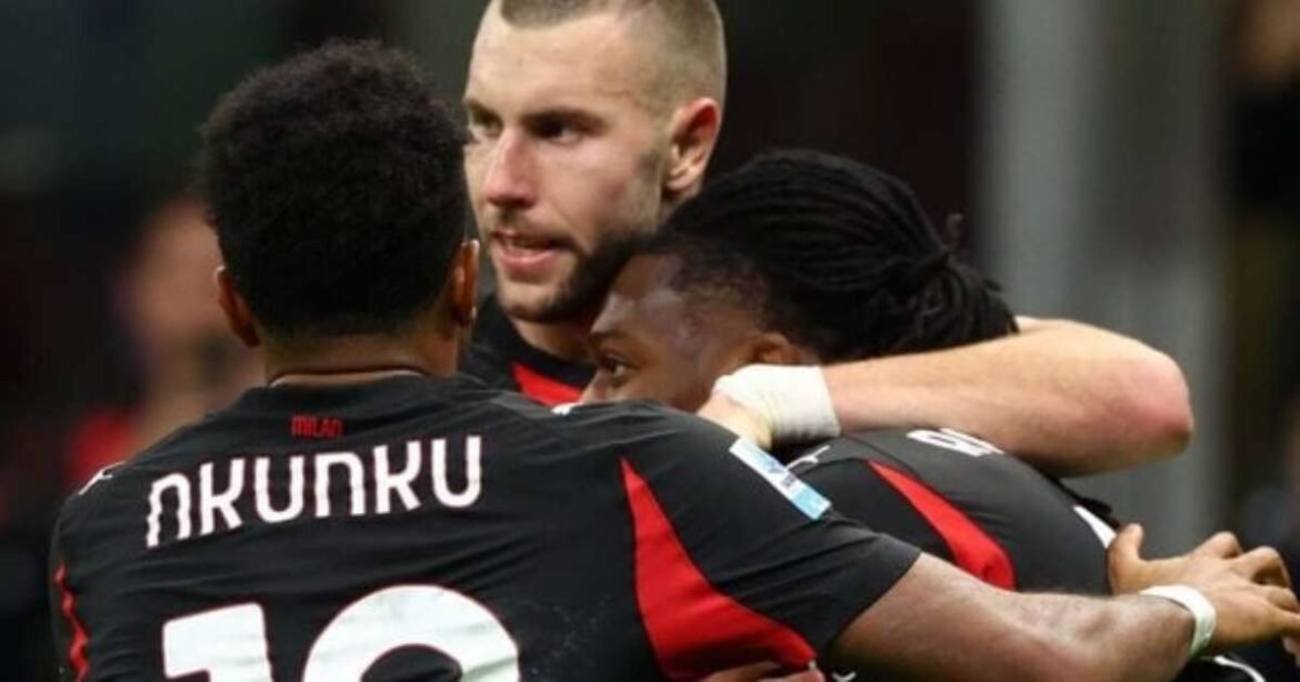 Milan derrota a Roma e se aproxima dos primeiros colocados no Campeonato Italiano