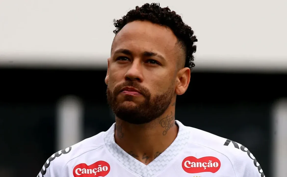 Neymar desperdiça oportunidade de gol de cabeça em partida entre Flamengo e Santos