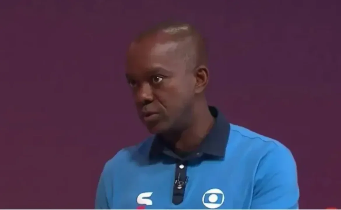 PC Oliveira se pronuncia sobre polêmica envolvendo lance de Fortaleza e Atlético-MG