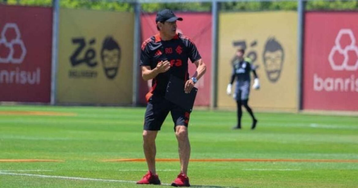 Ramón experimenta três estratégias ofensivas do Inter para duelo decisivo contra o Vasco