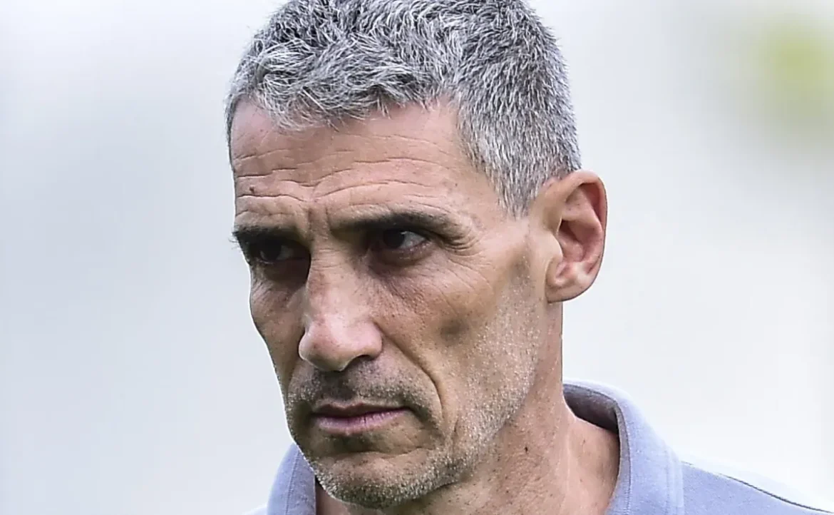 Santos recebe Neymar de volta, mas enfrenta desfalque contra o Flamengo