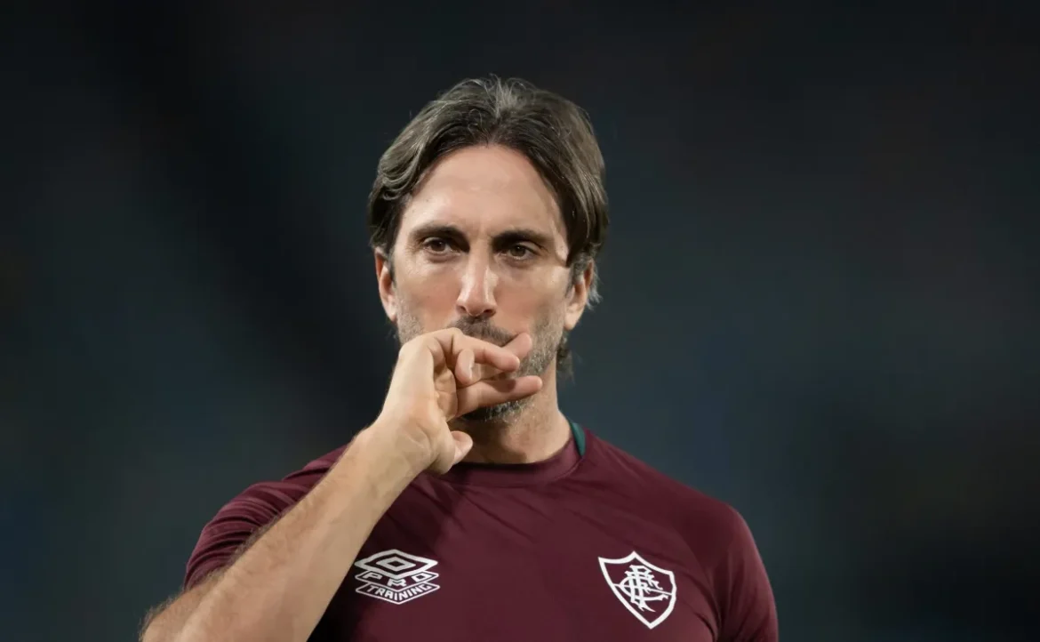 Zubeldía Compartilha Estratégia para Proteger Jogadores em Grêmio x Fluminense