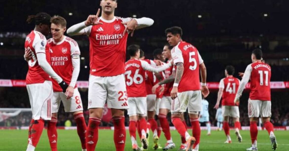 Arsenal avança para a semifinal da Copa da Liga Inglesa após vitória nos pênaltis contra o Crystal Palace
