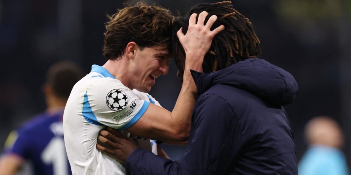 Arsenal enfrenta Chelsea e Newcastle na disputa pela contratação de Darryl Bakola, do Marseille