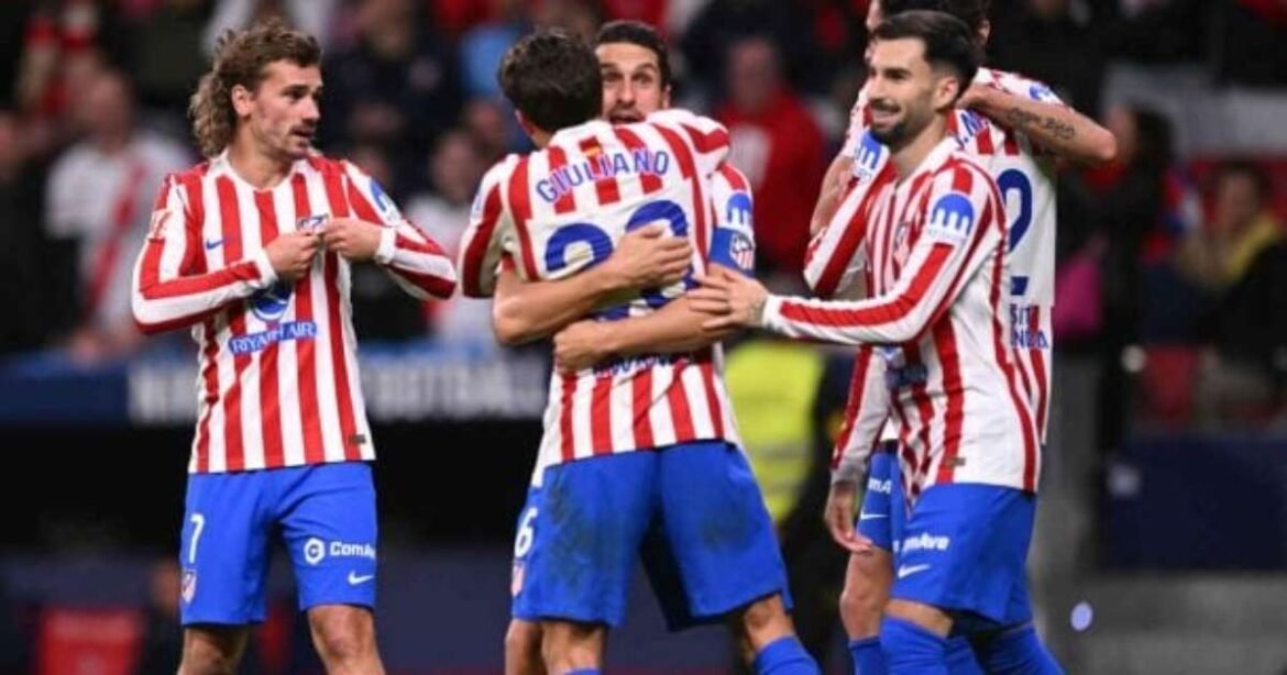 Atlético de Madrid vence Valencia e se mantém entre os primeiros colocados