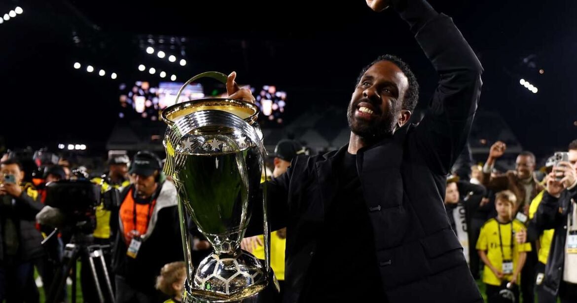 Clube europeu renomado confirma contratação de treinador destaque da MLS