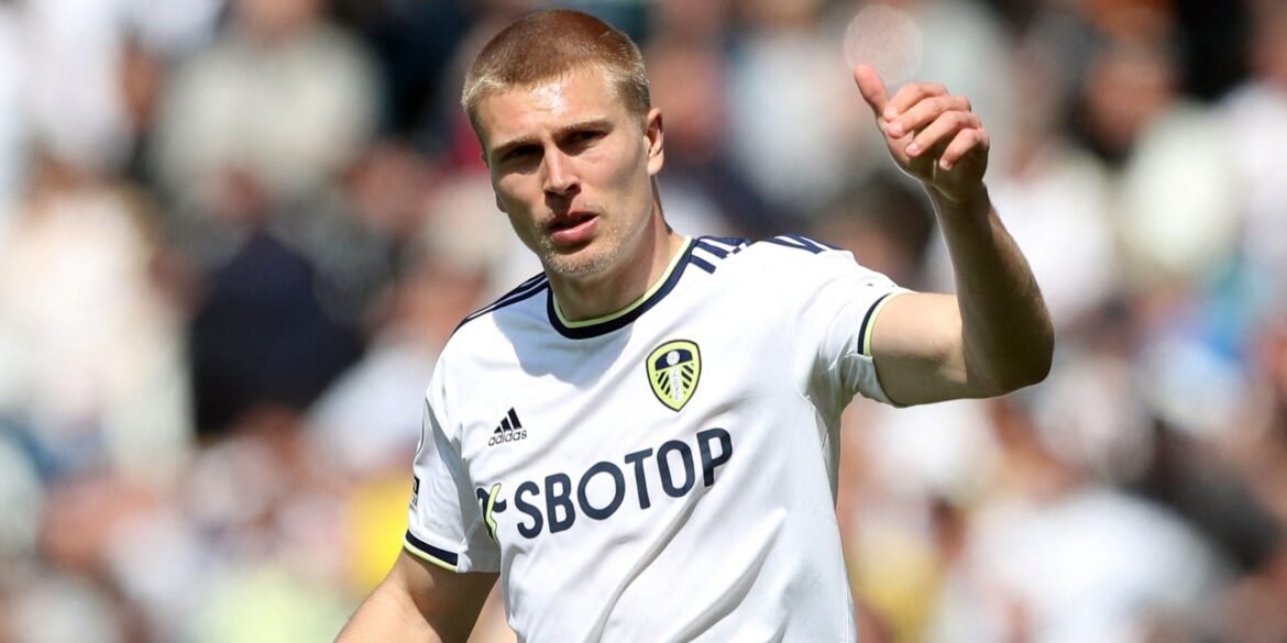 Craque do Leeds, considerado uma "grande contratação", está se destacando como o novo Kristensen