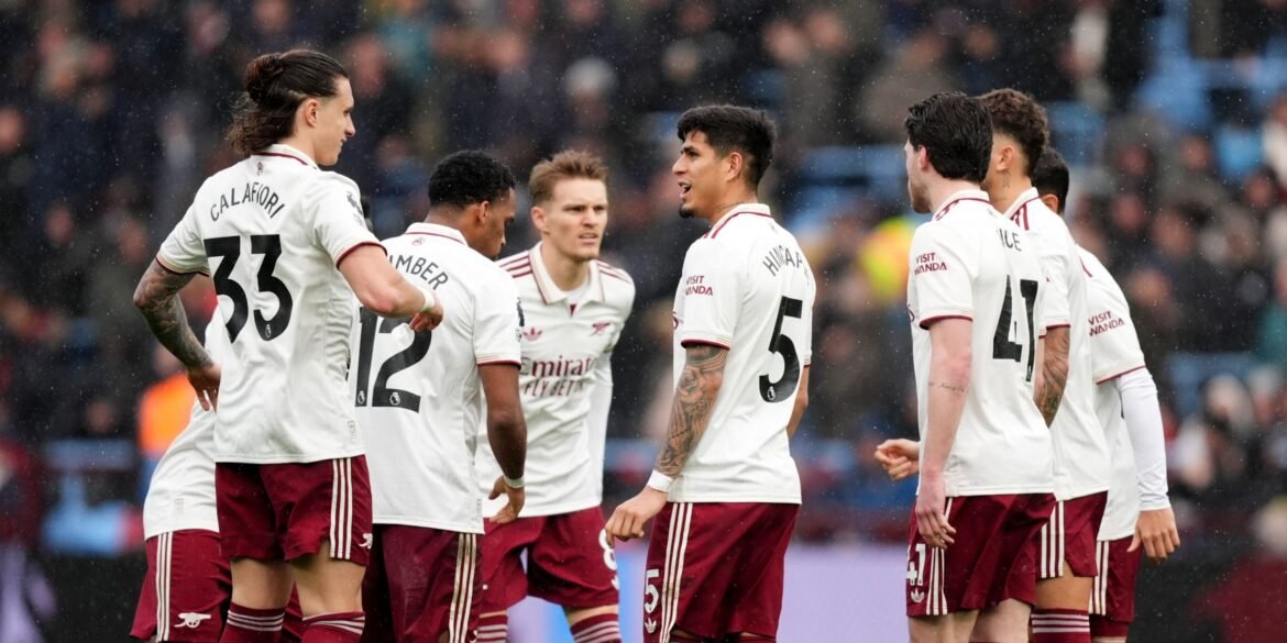 Dupla do Arsenal Não Deve Jogar Junta Novamente