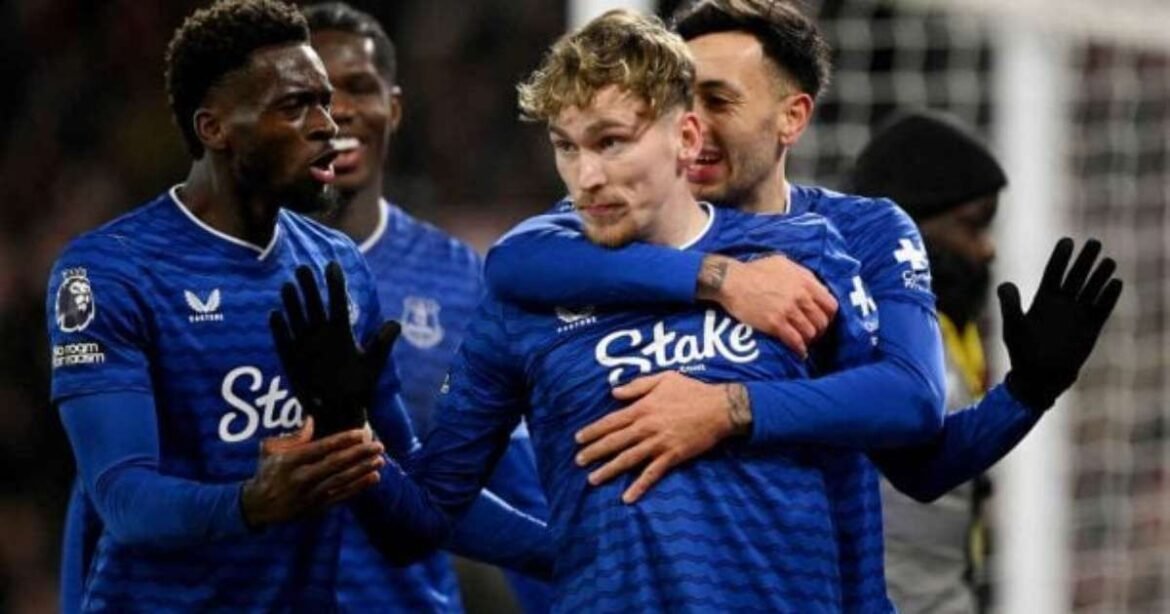 Everton conquista vitória em partida da Premier League contra o Nottingham