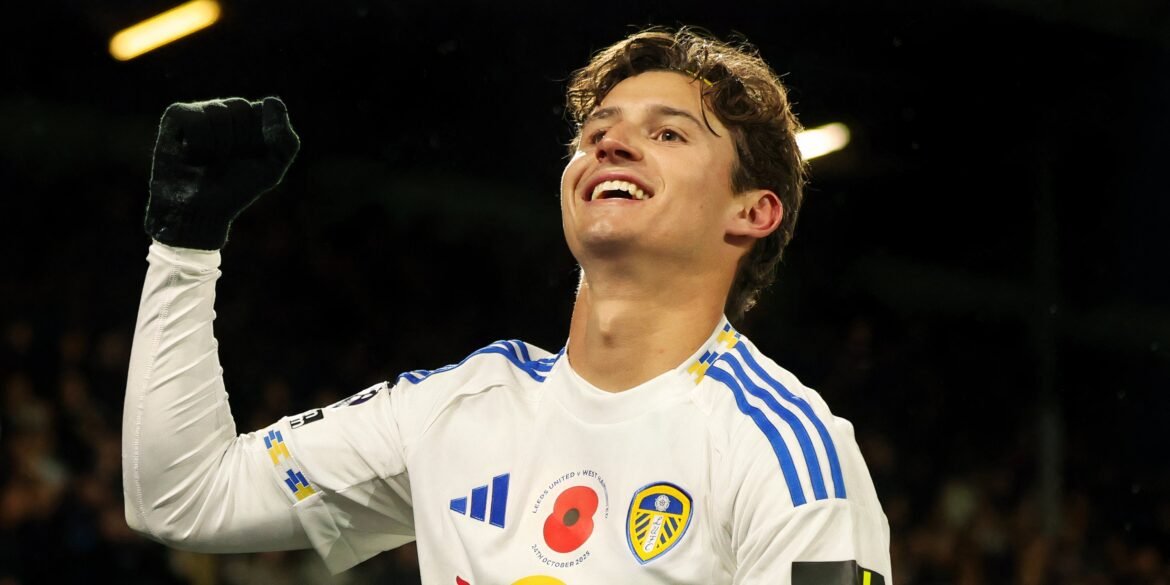 Farke conta com um substituto para Aaronson que não atua pelo Leeds desde 2024