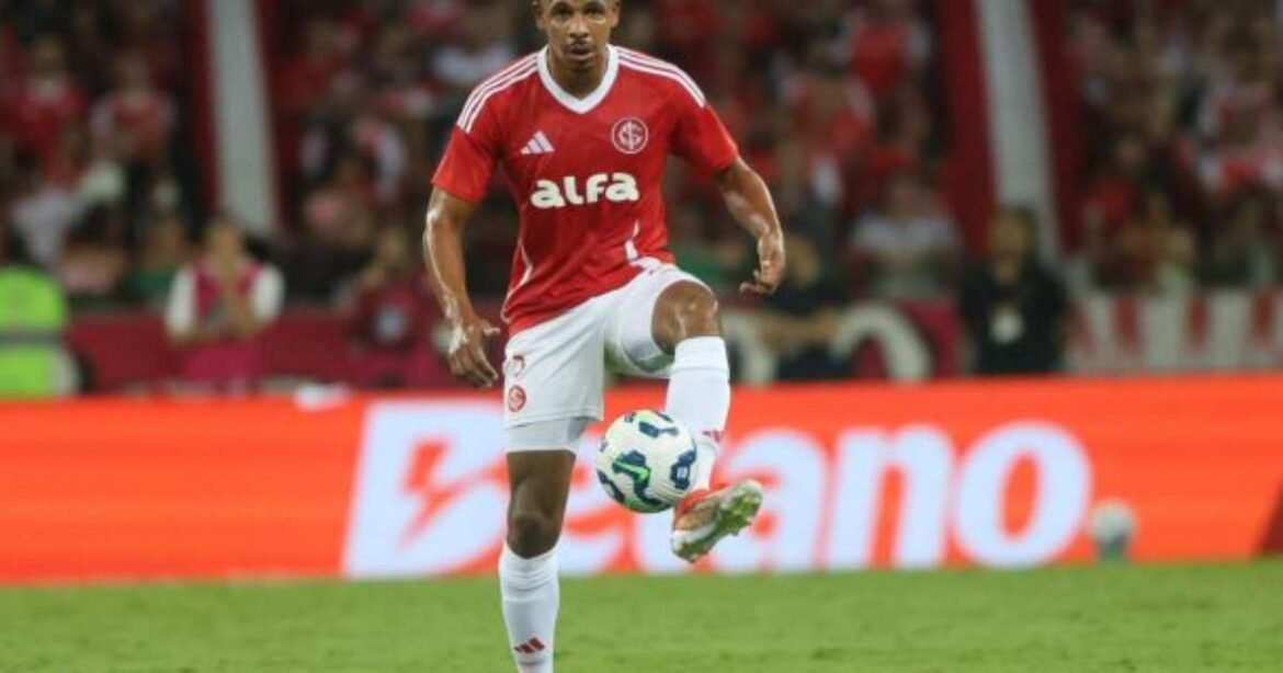 Inter busca recuperar volante Fernando para a temporada de 2026