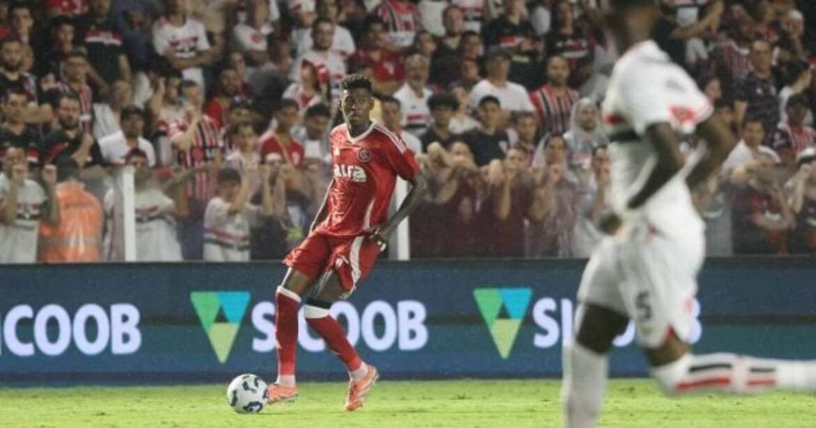 Internacional enfrenta crise e chega à última rodada do Brasileirão em situação preocupante