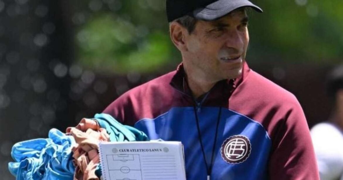 Lanús fecha acordo para a renovação do contrato de Mauricio Pellegrino