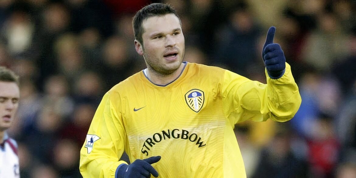 Leeds inicia negociações para contratar "máquina" do meio-campo