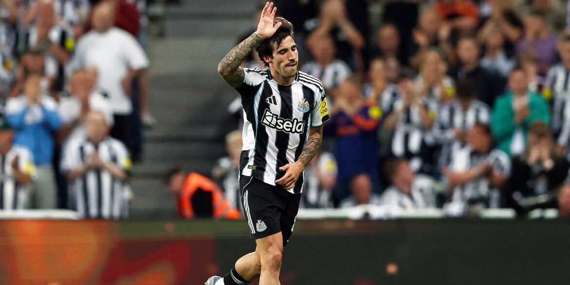 Observadores do Newcastle monitoram o promissor atacante Honest Ahanor, alvo do Bayern de Munique