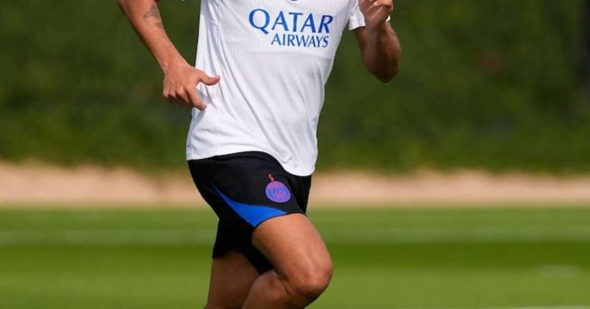PSG realiza primeiro treino focado na final do Intercontinental contra o Flamengo, com Marquinhos participando das atividades
