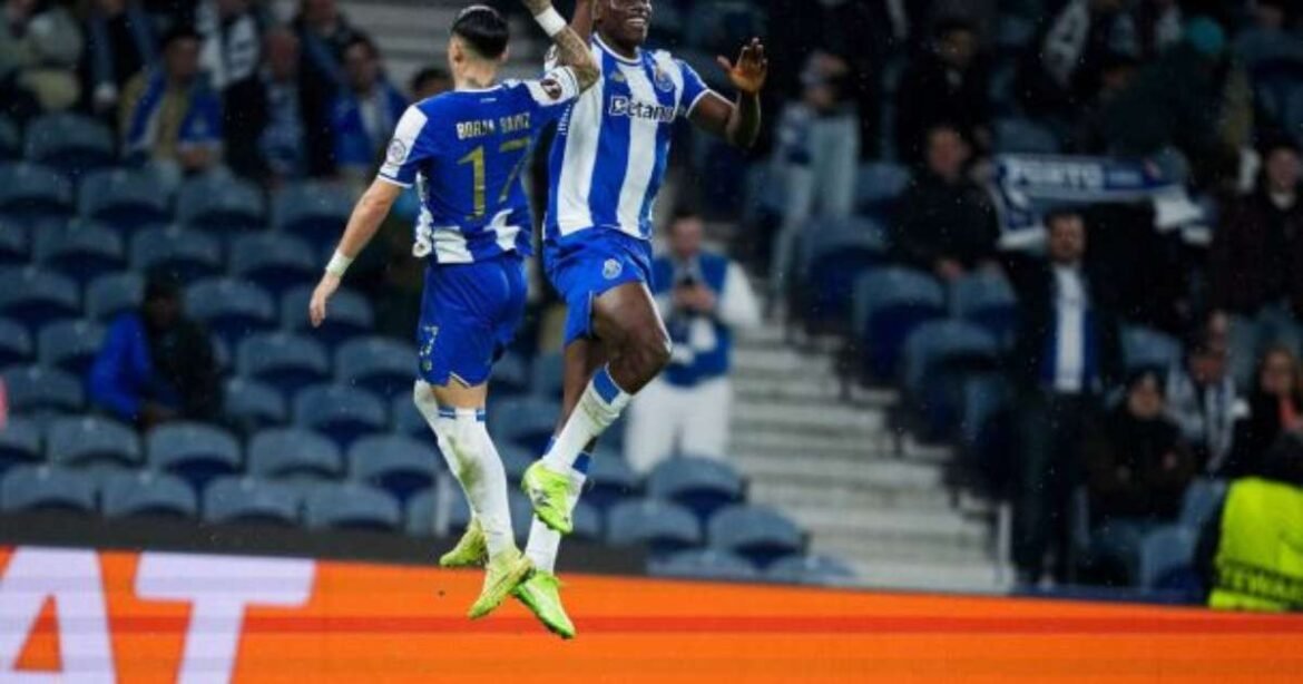Porto conquista vitória sobre Malmo na Liga Europa com gol contra inusitado