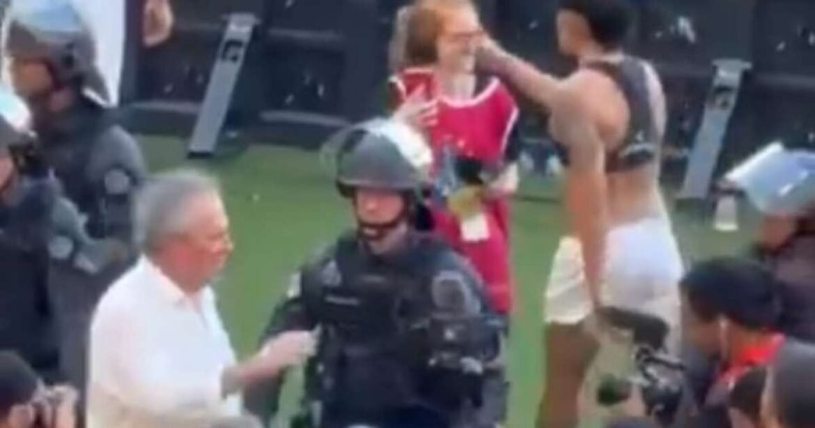 Repórter expõe atitude hostil de Bernabei durante celebração do Inter no Beira-Rio; assista ao vídeo.