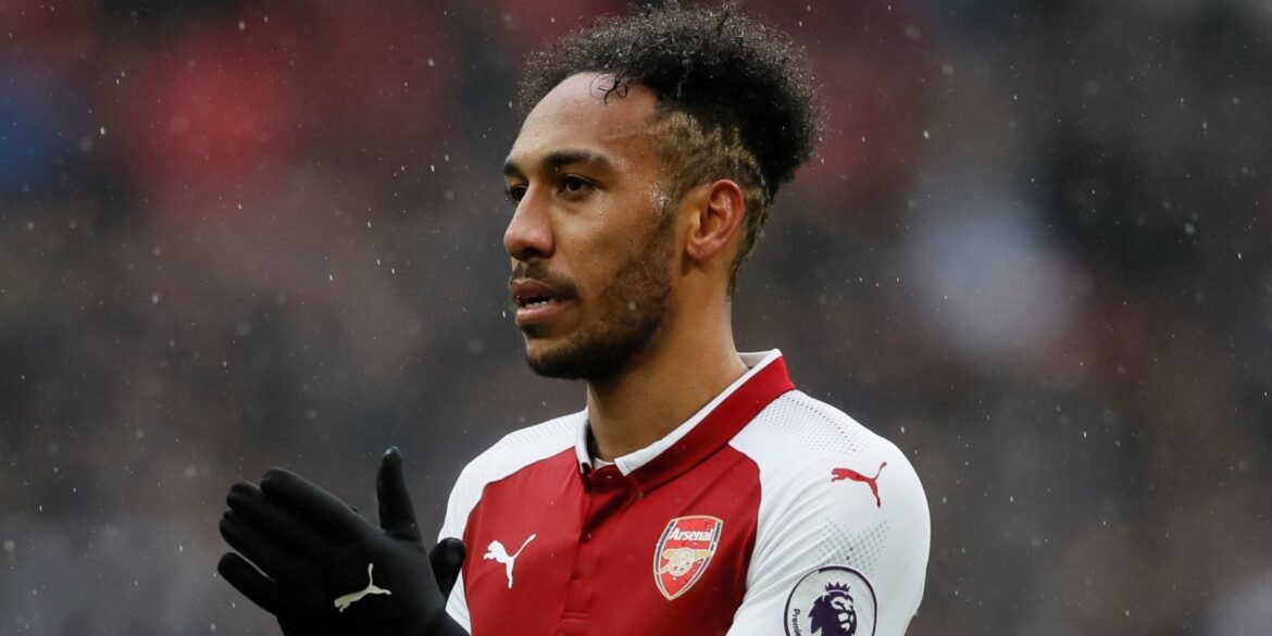 Arteta deve aproveitar oportunidade com jogador do Arsenal que está se destacando como o novo Aubameyang
