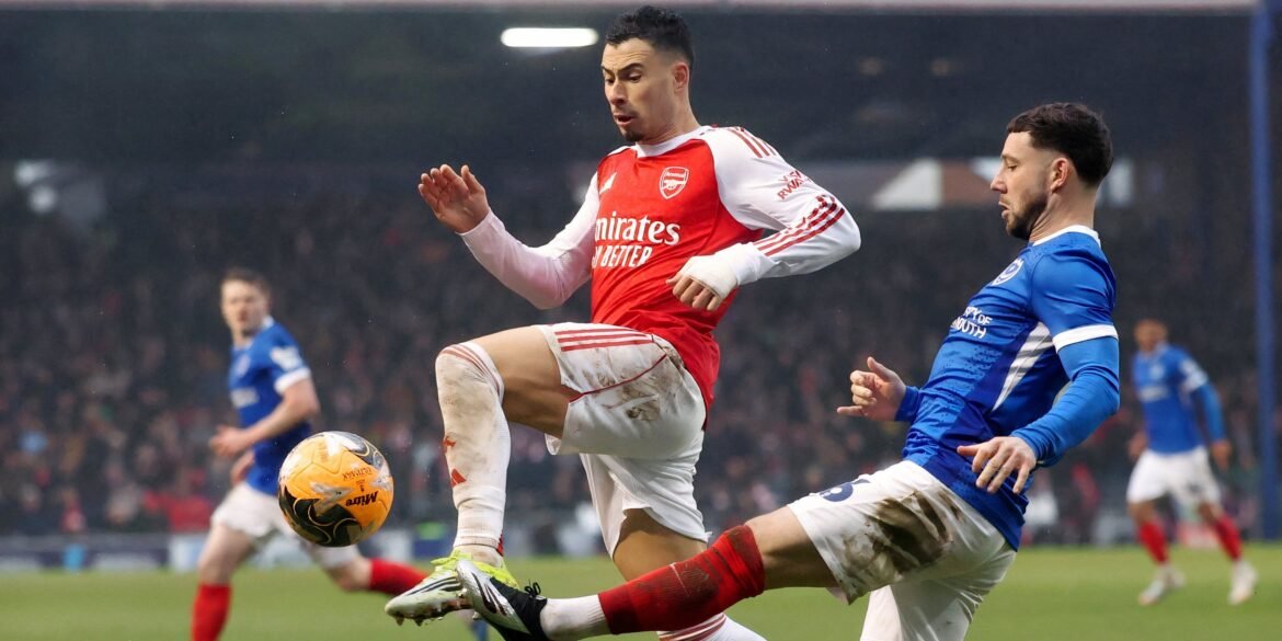 Arteta precisa afastar jogador do Arsenal que teve desempenho abaixo do esperado contra o Pompey