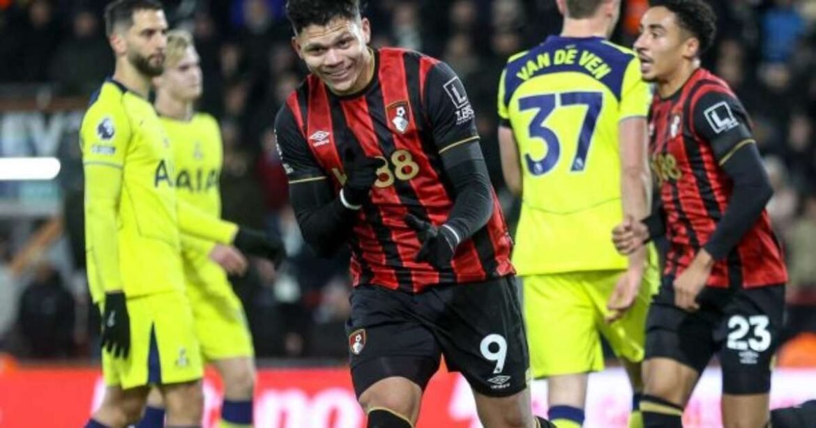 Evanilson se destaca e Bournemouth derrota o Tottenham na Premier League