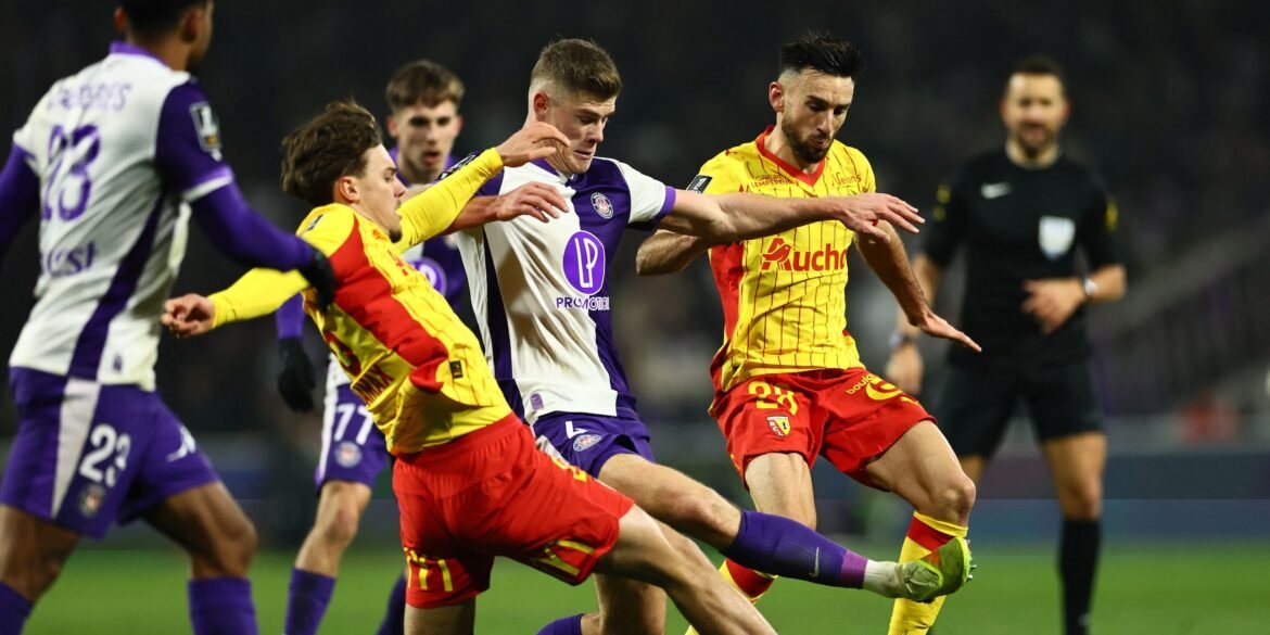 Florian Plettenberg traz novidades sobre o interesse do West Ham em Charlie Cresswell