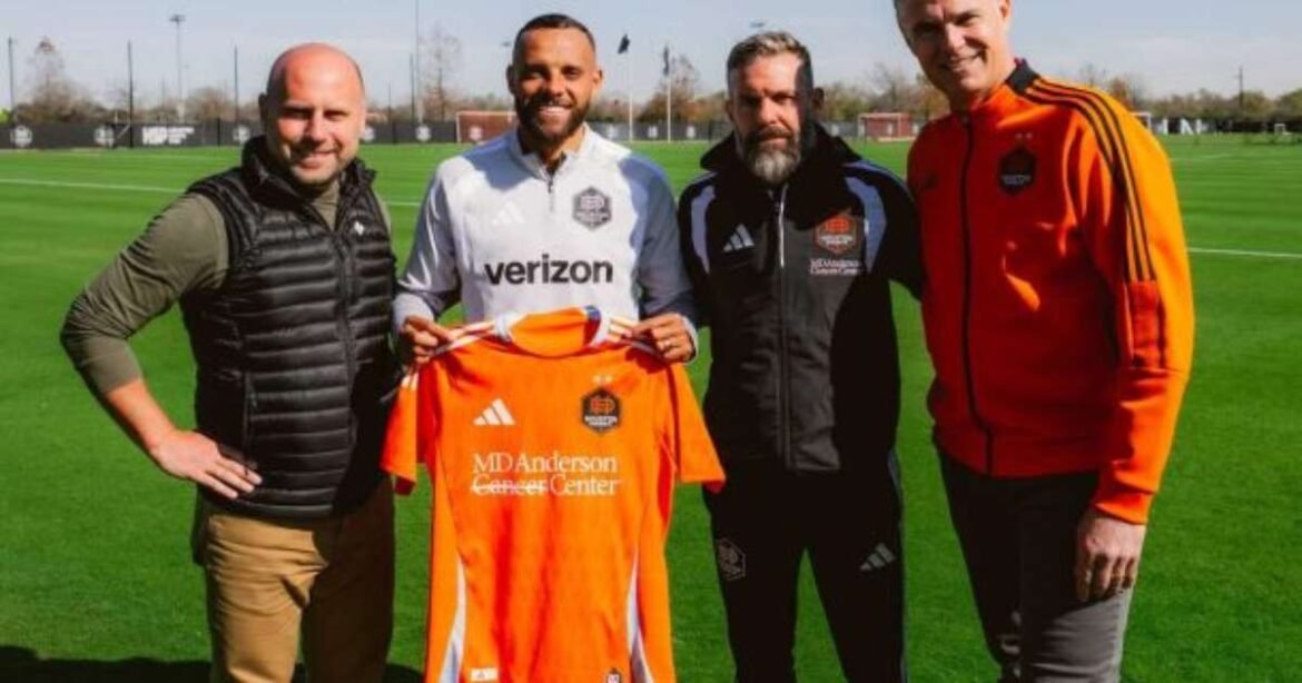 Houston Dynamo anuncia a chegada de Guilherme, ex-jogador do Santos