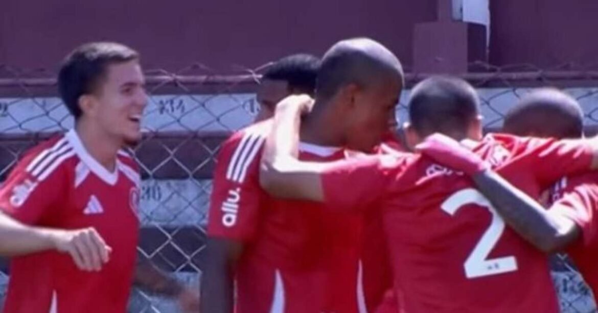 Internacional vence o Retrô com grande diferença e avança na Copa São Paulo de Futebol Júnior