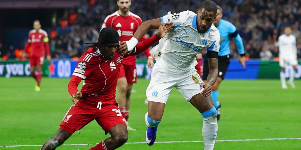 Jogador com nota 8/10 apresenta sua melhor atuação com a camisa do Liverpool