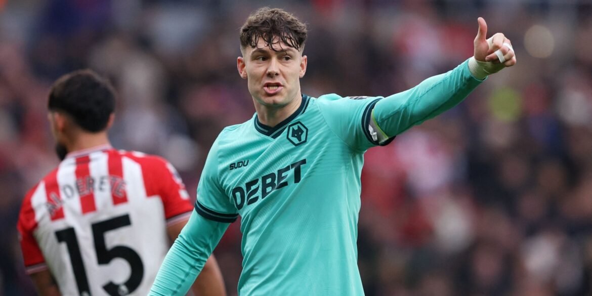 Leeds realiza negociações para contratar destaque que seria uma opção superior a Strand Larsen