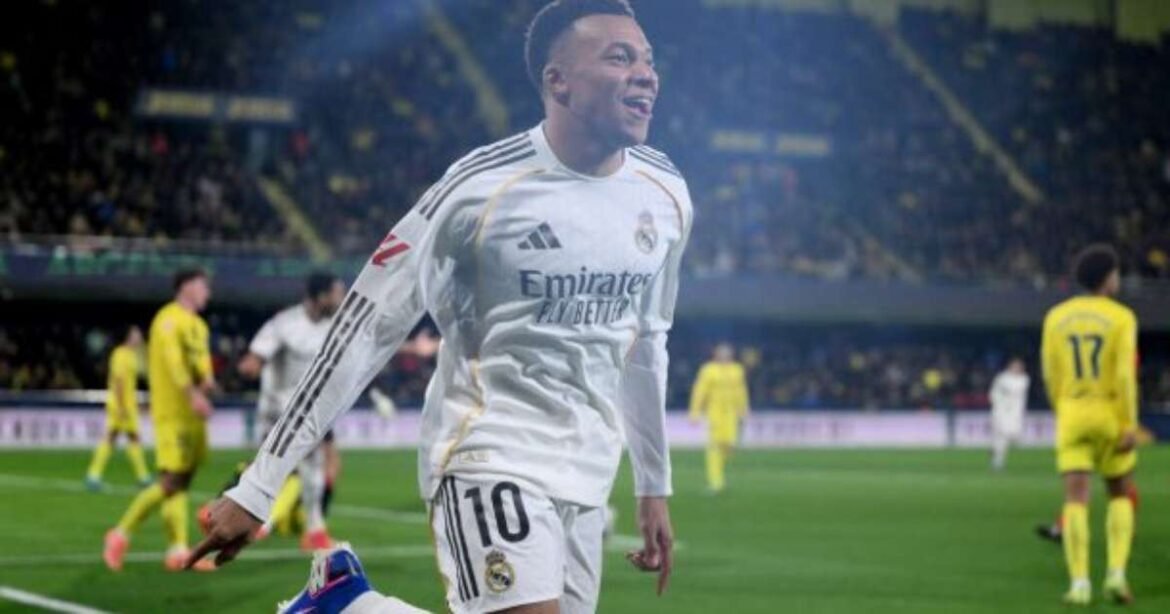 Mbappé Brilha com Dois Gols e Real Madrid Conquista Vitória sobre o Villarreal, Assumindo a Liderança do Campeonato Espanhol