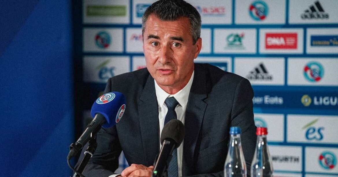 Possível contratação de técnico do Chelsea pode gerar crise no Strasbourg; saiba mais.
