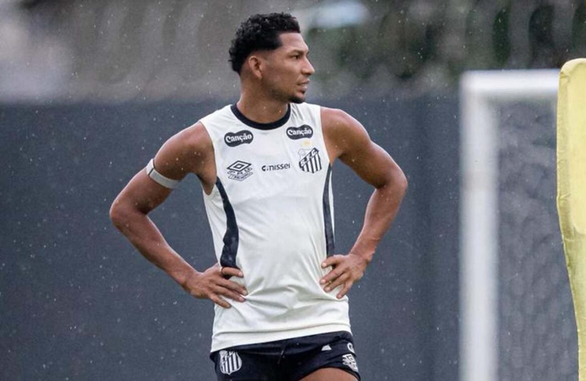 Rony participa de treino com o Santos e se prepara para o clássico