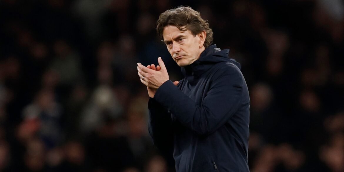 Tottenham avalia demissão de Thomas Frank antes do confronto com o Dortmund