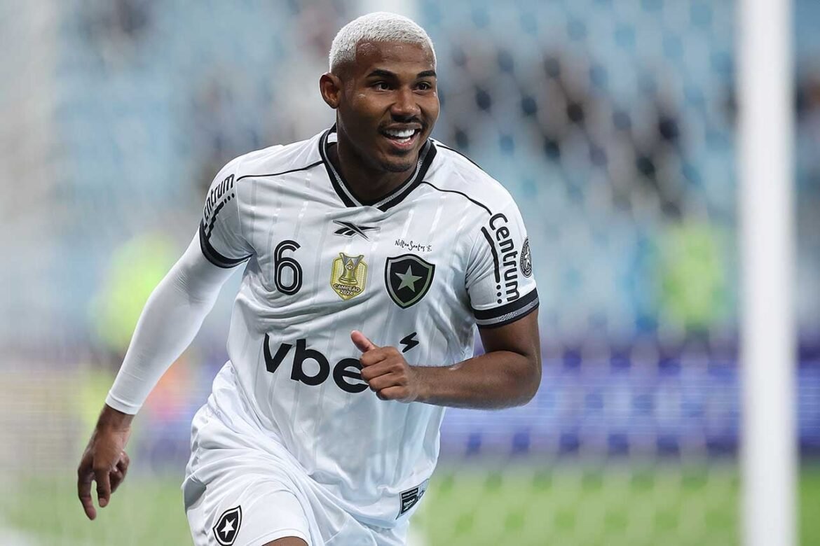 Vasco fecha acordo salarial com Cuiabano e inicia negociações de empréstimo com Nottingham Forest