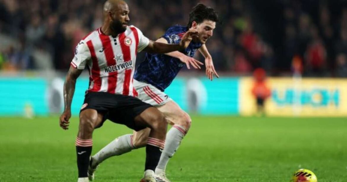 Arsenal lidera, mas empata com o Brentford; City comemora resultado